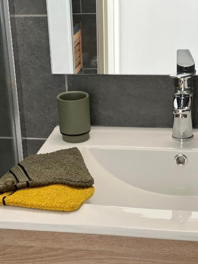 Studio Le Dina St Gilles Boucan Canot Сен-Жиль-ле-Бен Екстер'єр фото
